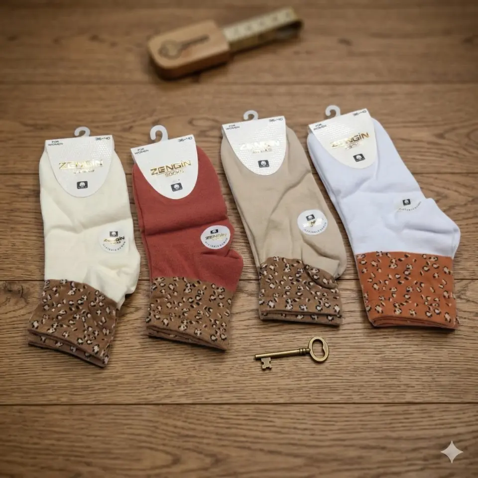 Leopar Desenli Pamuklu Bayan Çorabı