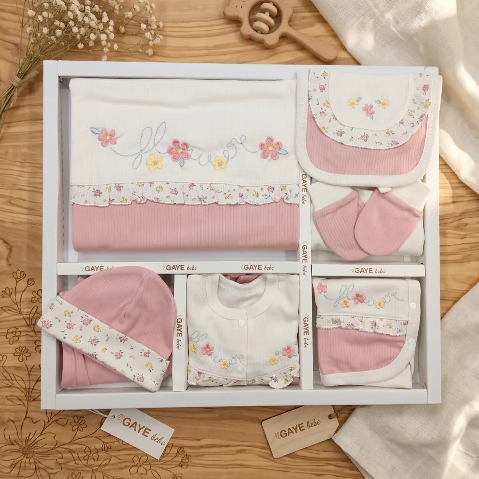 Gaye Bebe %100 Pamuk Çiçek Desenli Kız Bebek Yenidoğan Hastane Çıkışı