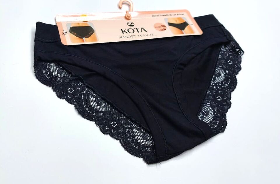 Kadın Siyah Dantelli Bikini Külot